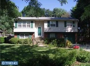 204 Darwin Dr, Newark, DE 19711