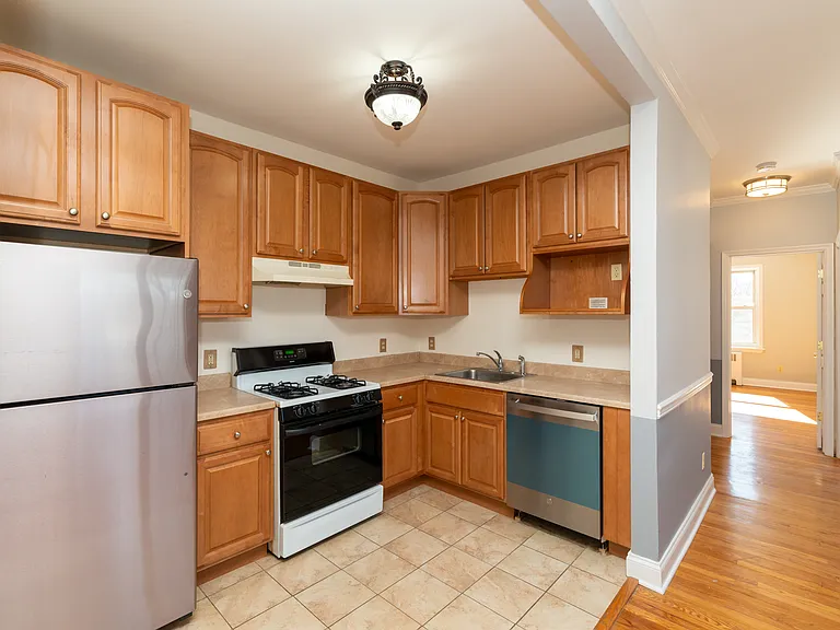287 Bloomfield Ave #1 — Photo 6
