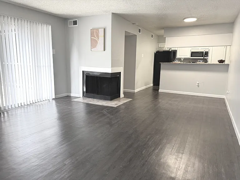 Suncrest — Photo 14