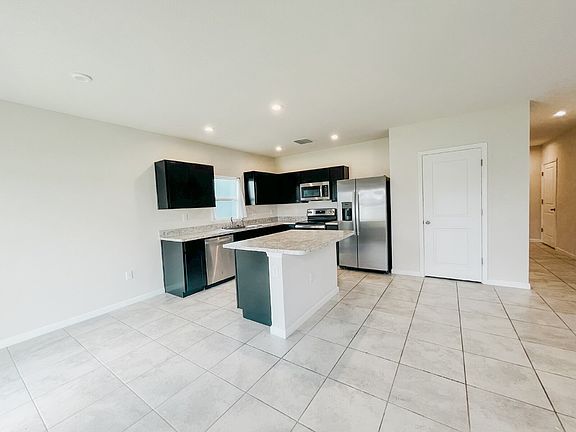 4th image of 1113 Eagle Claw Ln