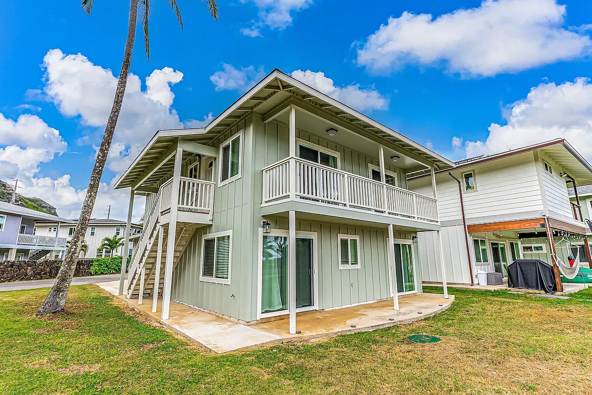 5 bed, $8,300 — Photo 2