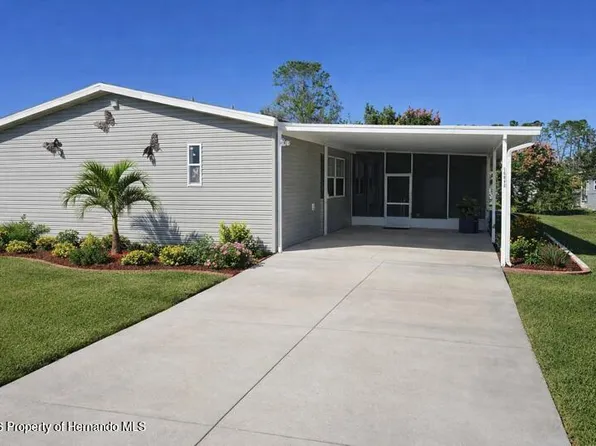 16048 Brookridge Blvd, Brooksville, FL 34613