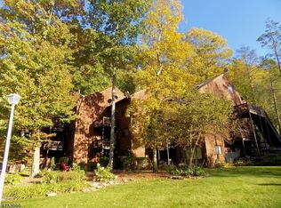 9 Augusta Dr UNIT 6, Vernon, NJ 07462