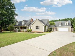 135 Monticello Way, Fayetteville, GA 30214