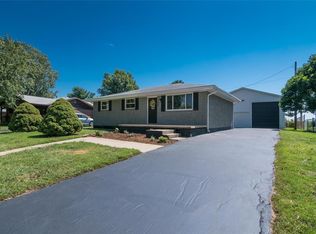 809 Homm St, Bethalto, IL 62010