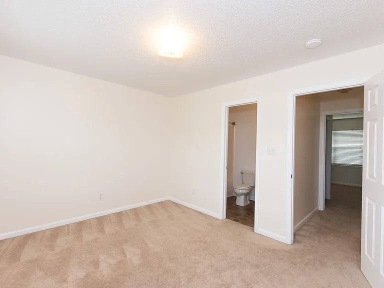1405 Timberlake Trl — Photo 15