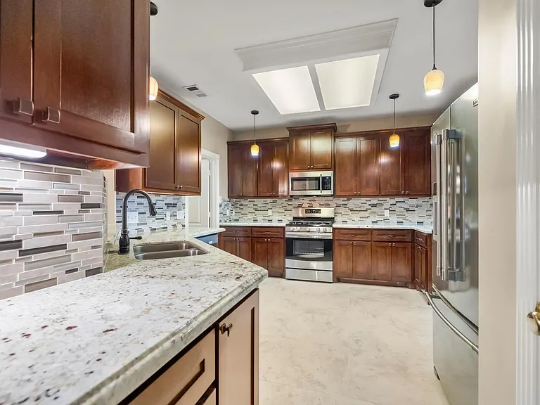 6830 Jasmine Place St — Photo 11