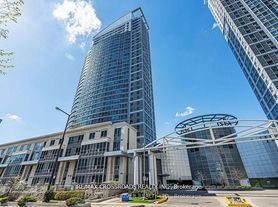38 Lee Centre Dr