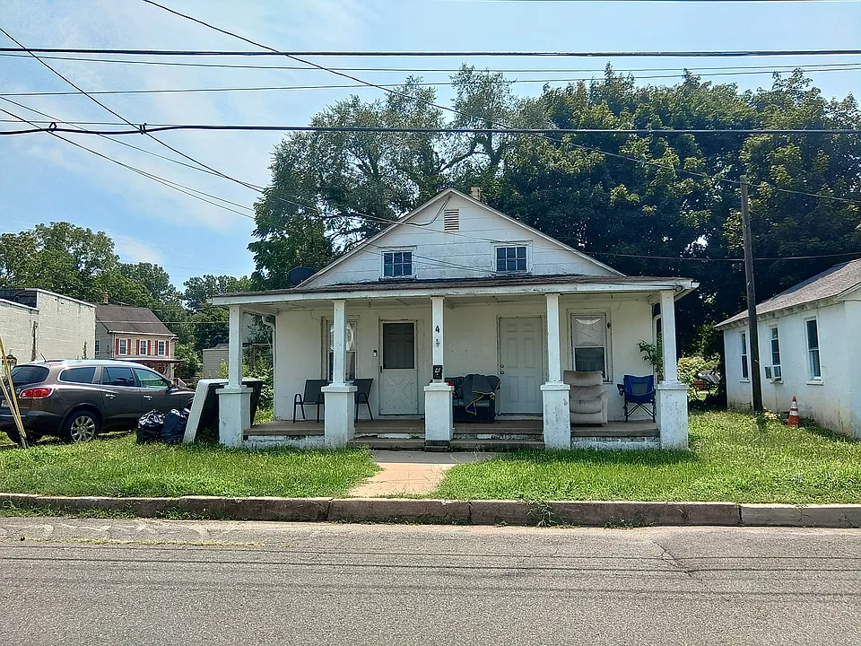 4 Fort Ave