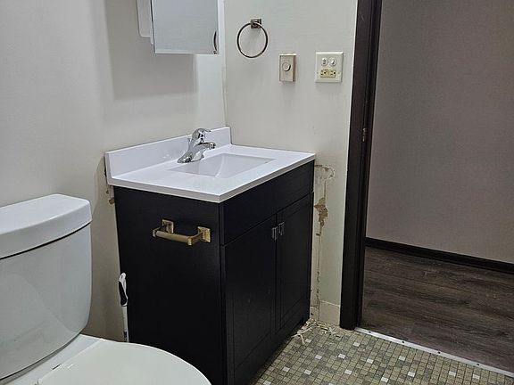 5th image of 508 Kungs Way APT 1