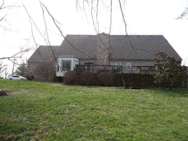 2nd image of 4001 Paddock Ln