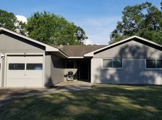 590 Devon Dr, Beaumont, TX 77707