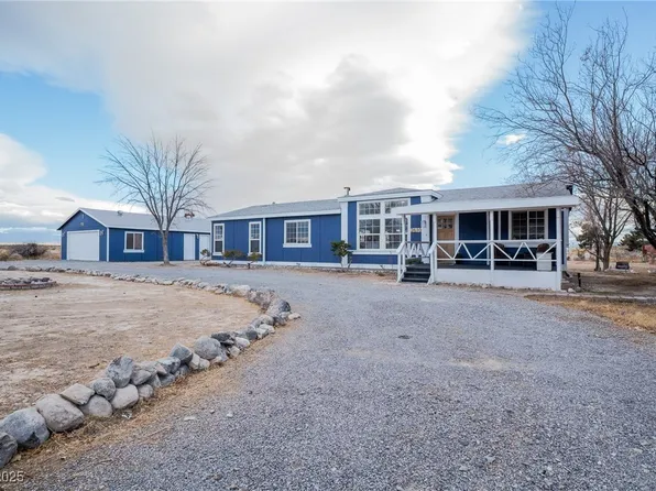 2610 Desert Hills Cir, Pahrump, NV 89048
