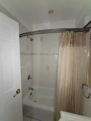 Rented by NY Space Finders Inc. | media 27