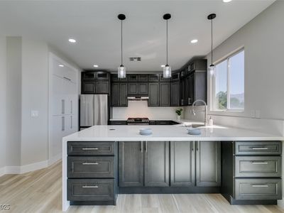 8108 Artistic Heights Ct, Las Vegas, NV, 89143