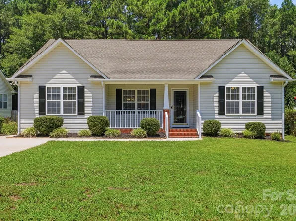 1123 Allison Bluff Trl, Rock Hill, SC 29732