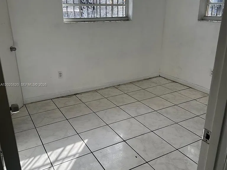 7024 NW 6th Ave #1 — Photo 2