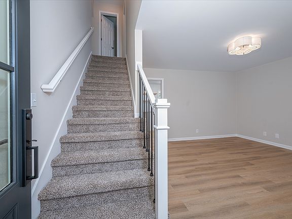 2nd image of 274 Audrea Ln