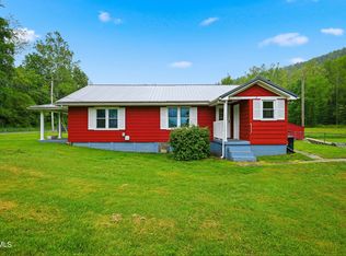 1515 Crackers Neck Rd, Big Stone Gap, VA 24219
