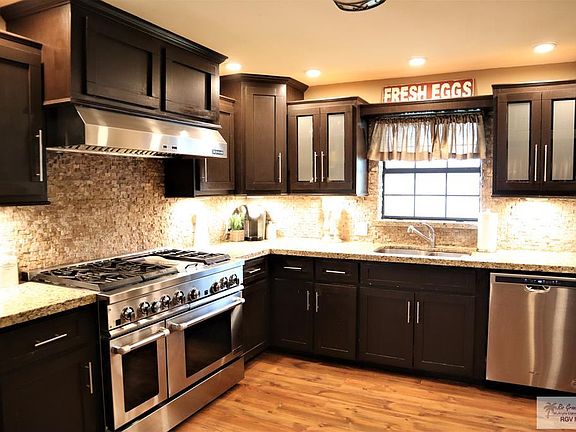 4th image of 250 Creekbend Dr
