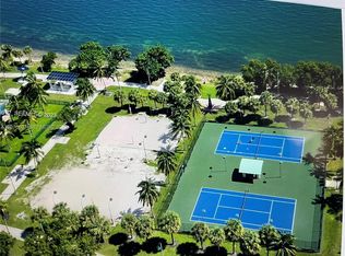 1750 N Bayshore Dr #3403, Miami, FL 33131