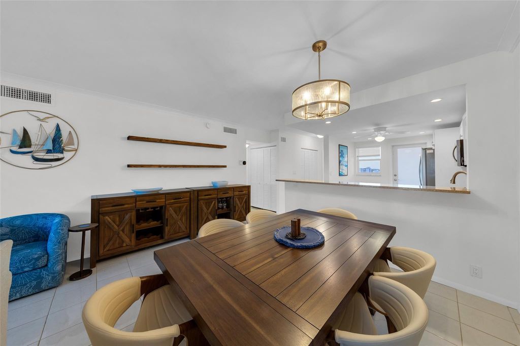 750 N Ocean Boulevard #1503, photo 7