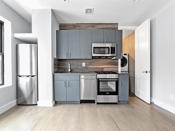 3rd image of 235 E 117th St APT 2E