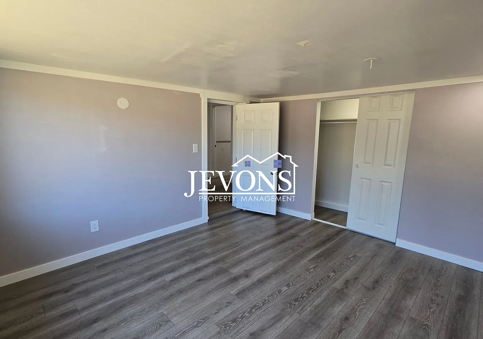 Coming Soon! Spacious 4BR/3BA Home in Yakima with Bonus Room/Office — Photo 3