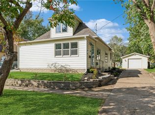 2226 Des Moines St, Des Moines, IA 50317