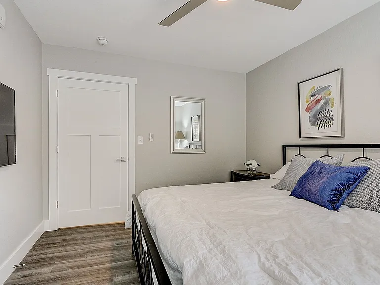 2105 N Booth St — Photo 35