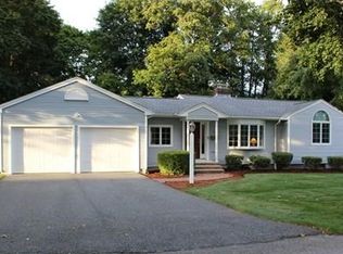 17 Bexley Rd, Framingham, MA 01702