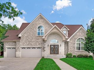 940 Freeman Rd, Hoffman Estates, IL 60192