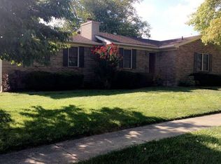 4320 Gaudet Rd, Jeffersontown, KY 40299