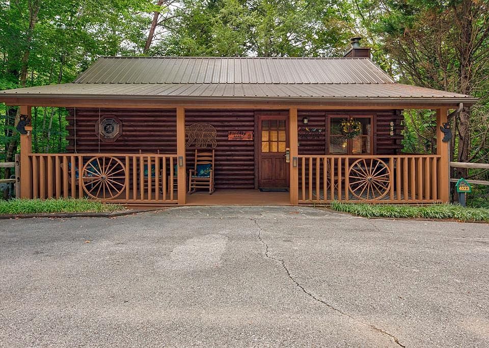 1st image of 616 Walnut Way #4023