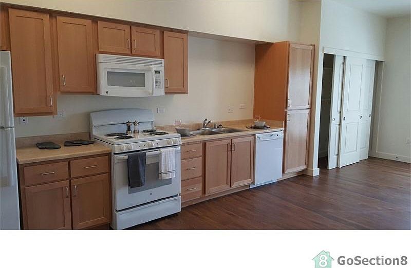 1st image of 1319 4th St NW APT 221C