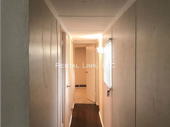 5th image of 8395 Hart Dr
