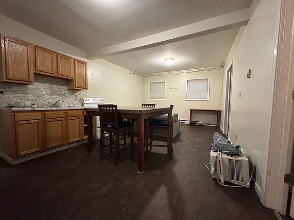 2nd image of 35-5A Pond St #A5