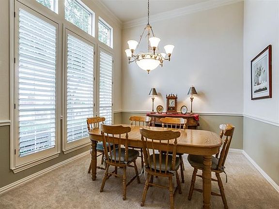 5th image of 2284 Crystal Falls Dr