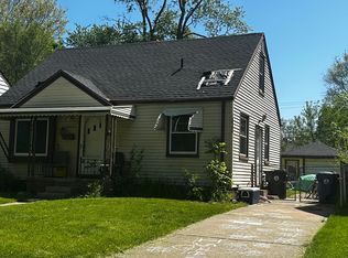 18650 Olympia St, Redford, MI 48240