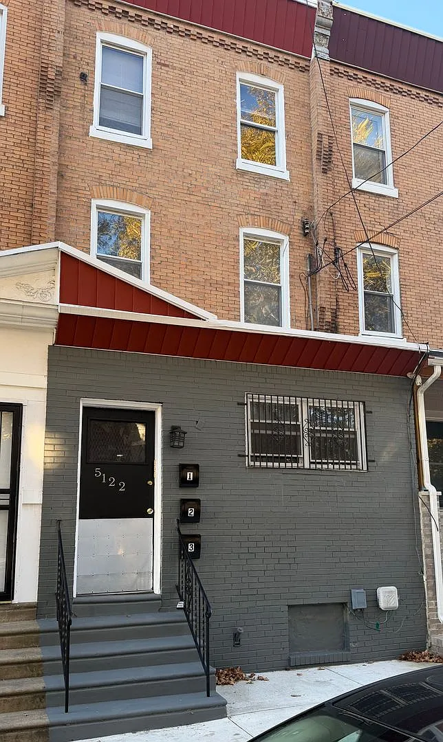 5122 Arch St. — Photo 1
