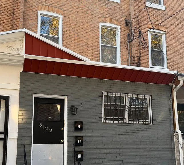 5122 Arch St — Photo 1