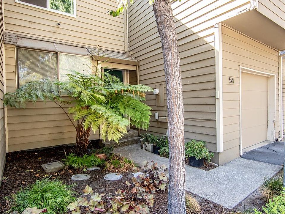 1st image of 8667 Mariners Dr APT 54