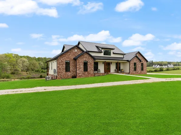 539 Buddy Rd, Burns, TN 37029