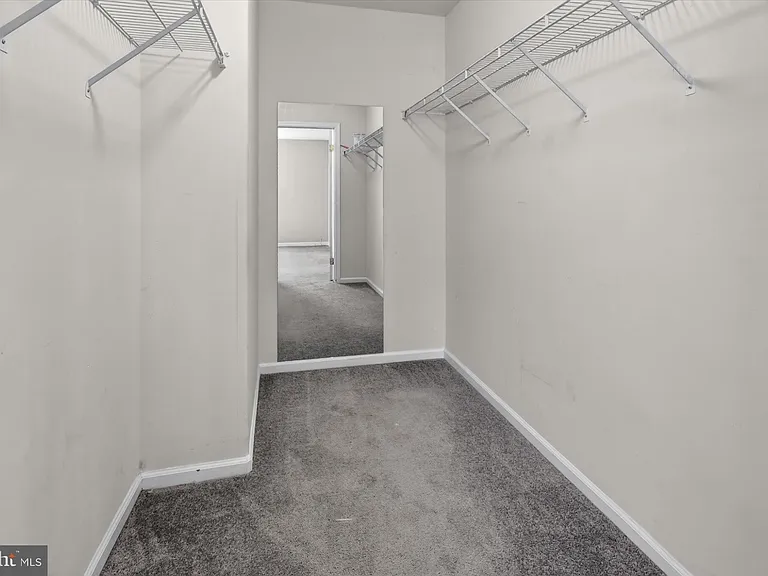 507 S Fairview St — Photo 25