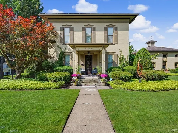 135 Maple Ave, Wellsville, NY 14895