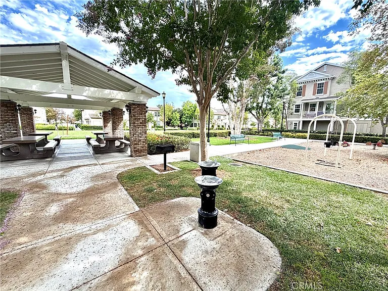 15205 Calverton Way — Photo 27