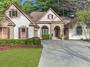 4020 Bridle Ridge Dr, Suwanee, GA 30024