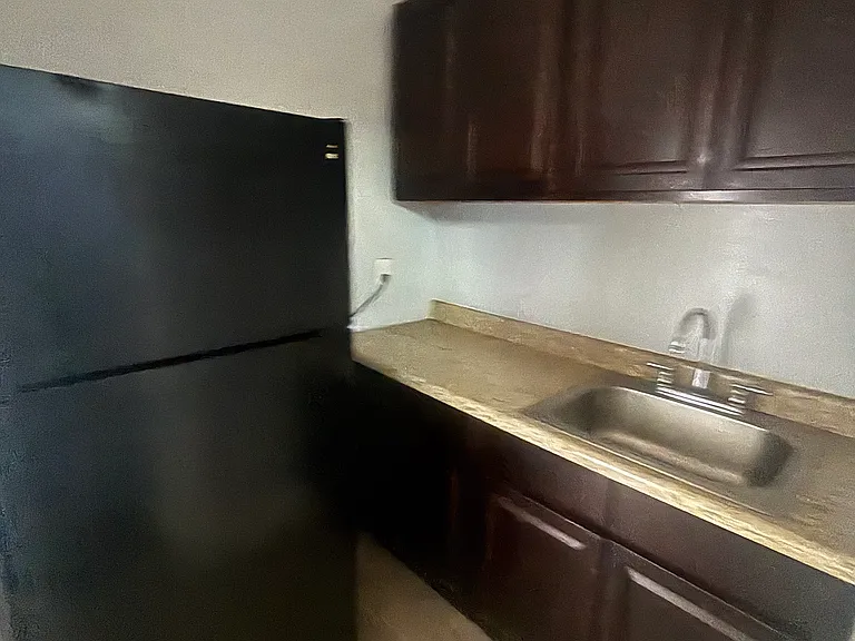 521 New Point Rd #R1 — Photo 1