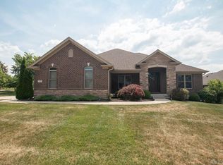 30 Crest Oak Ct, Springboro, OH 45066