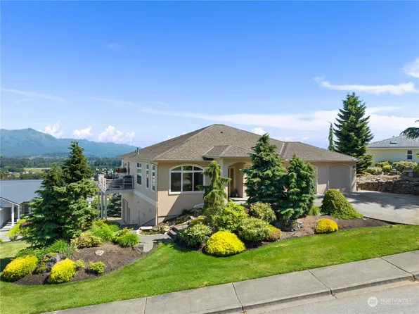 944 Burlington Heights Drive, Burlington, WA 98233